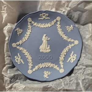 Wedgewood Blue Jasperware 2000 Annual Plate Greek Youth Goddess Hebe & Eagle NOS